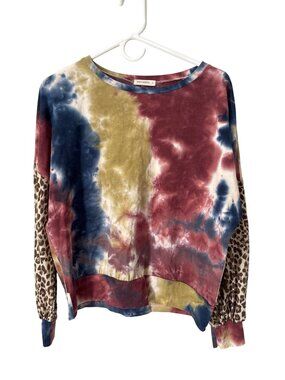 AndTheWhy Sweatshirt Size Medium Crewneck Long Sleeve Tie Dye Leopard Print Cozy